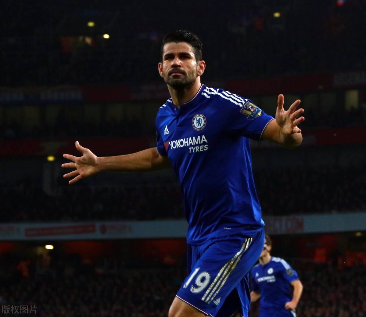 开元体育-切尔西内部会议纪要流出——今晨绝杀压哨；亚冠使命明确；身体对抗强度拉满(榜首球队时不时来群里看看切尔西)